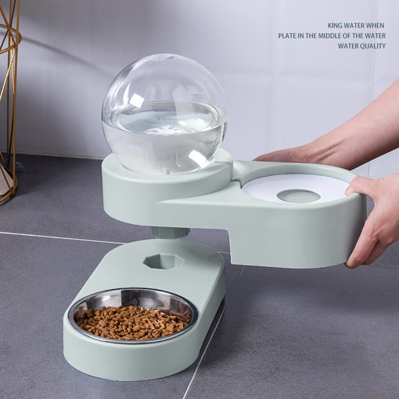 New Bubble Ball Pet Dog Bowls Fountain Cat Food Automatic Feeder 1.8L For Kitten Water Drinking Bowl Feeding Container - FURRY WHOOF
