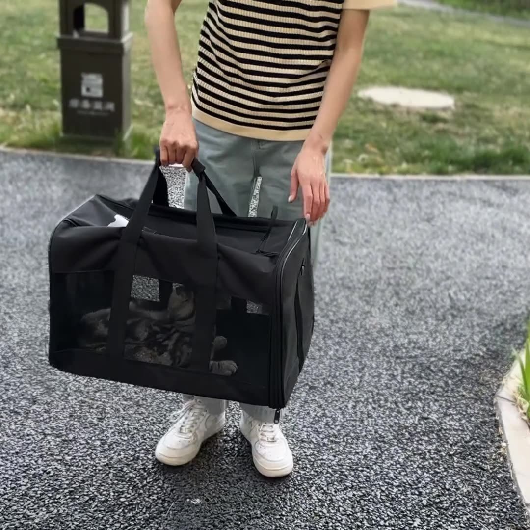 Dog Cat Carriers Bags Car Portable Transport Pet Bag Cage Portable Pet Foldable Outgoing Travel Breathable Pets Handbag - FURRY WHOOF