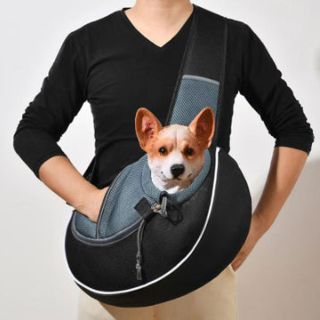 Pet Parent Essential: Stylish Crossbody Bag for Dogs & Cats
